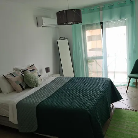 Relaxing Time In Картейра